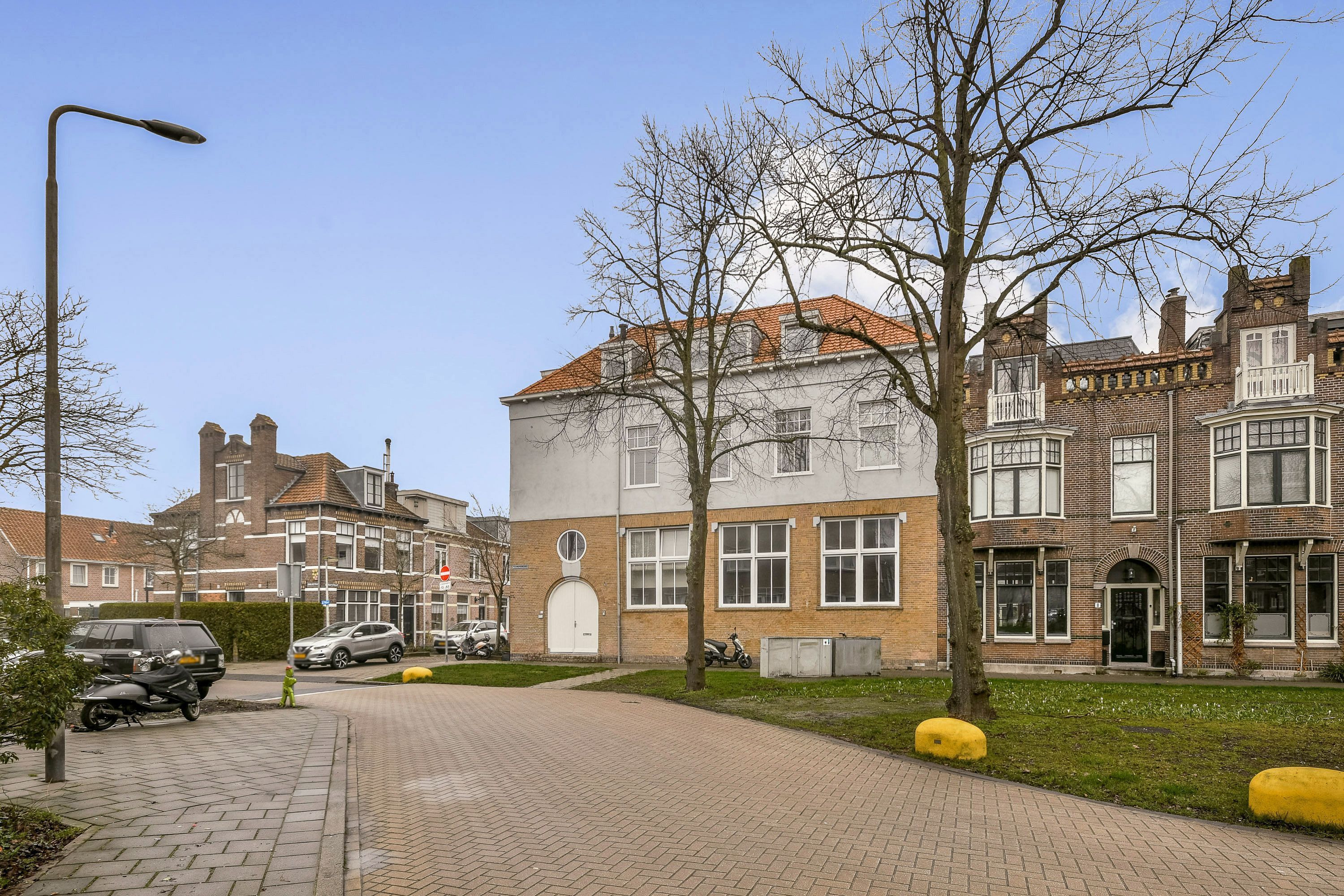 Wilhelminalaan 10-B Photo Blur 19