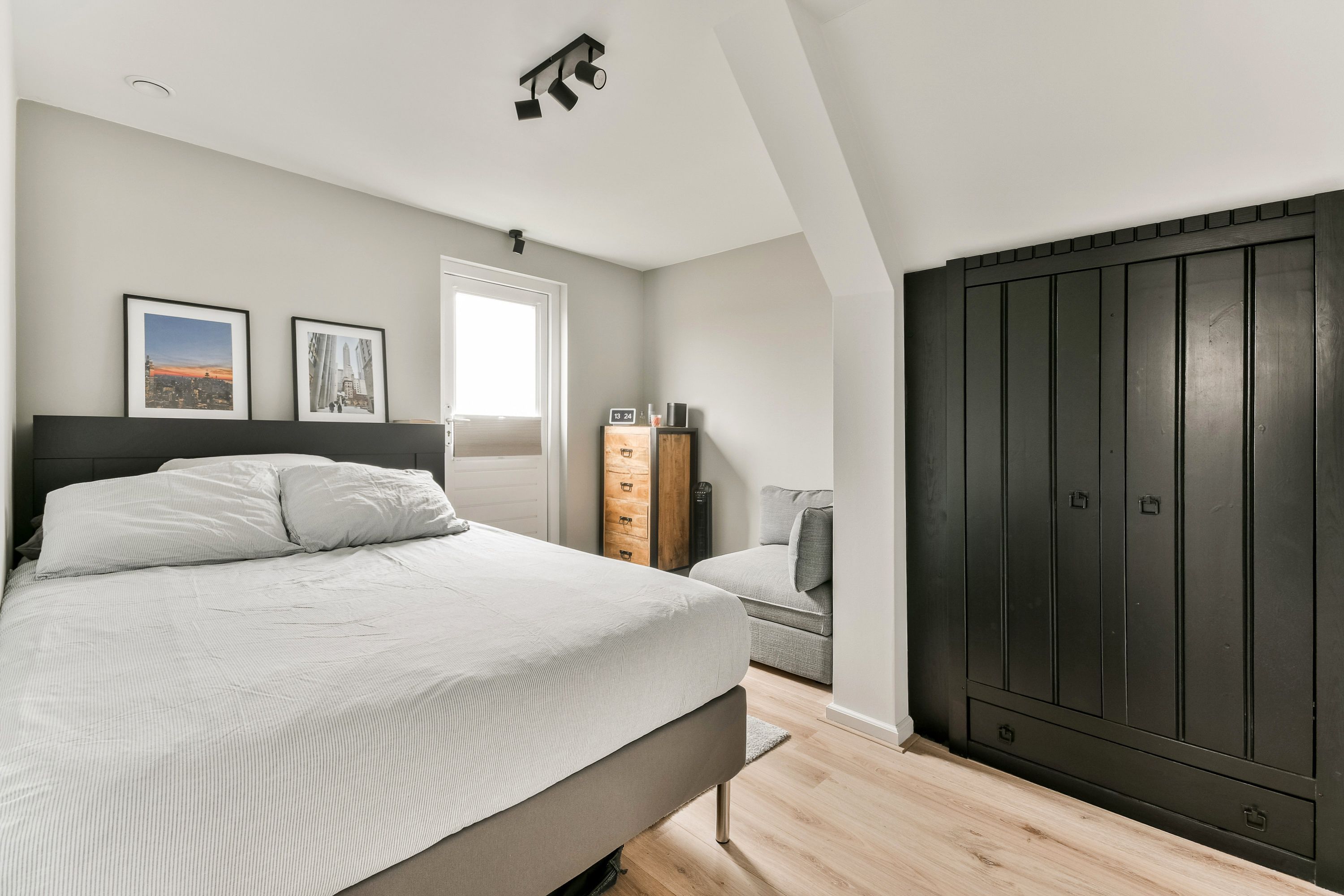 Wilhelminalaan 10-B Photo Blur 3