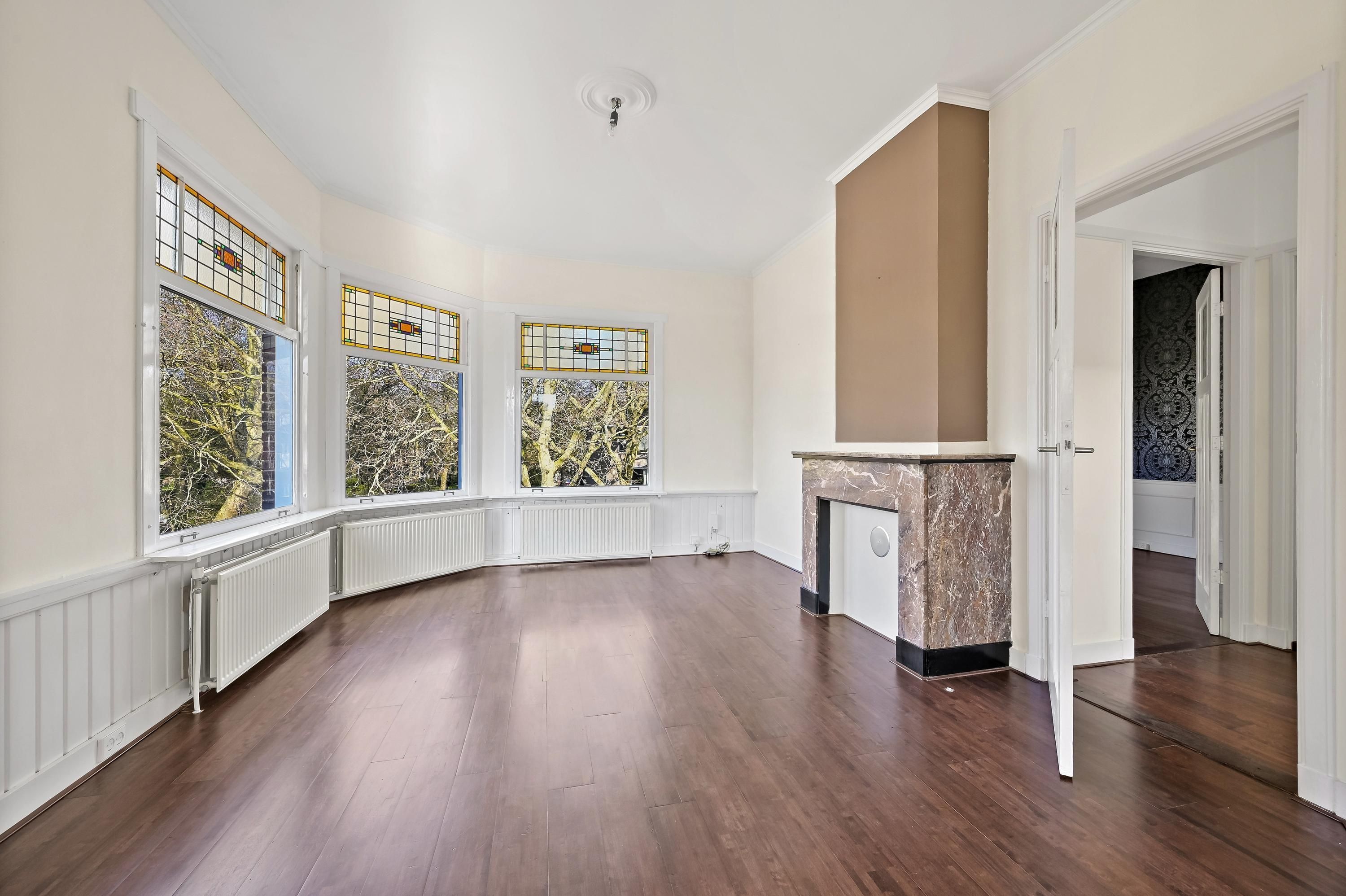 Laan van Eik en Duinen 32 Photo Blur 8