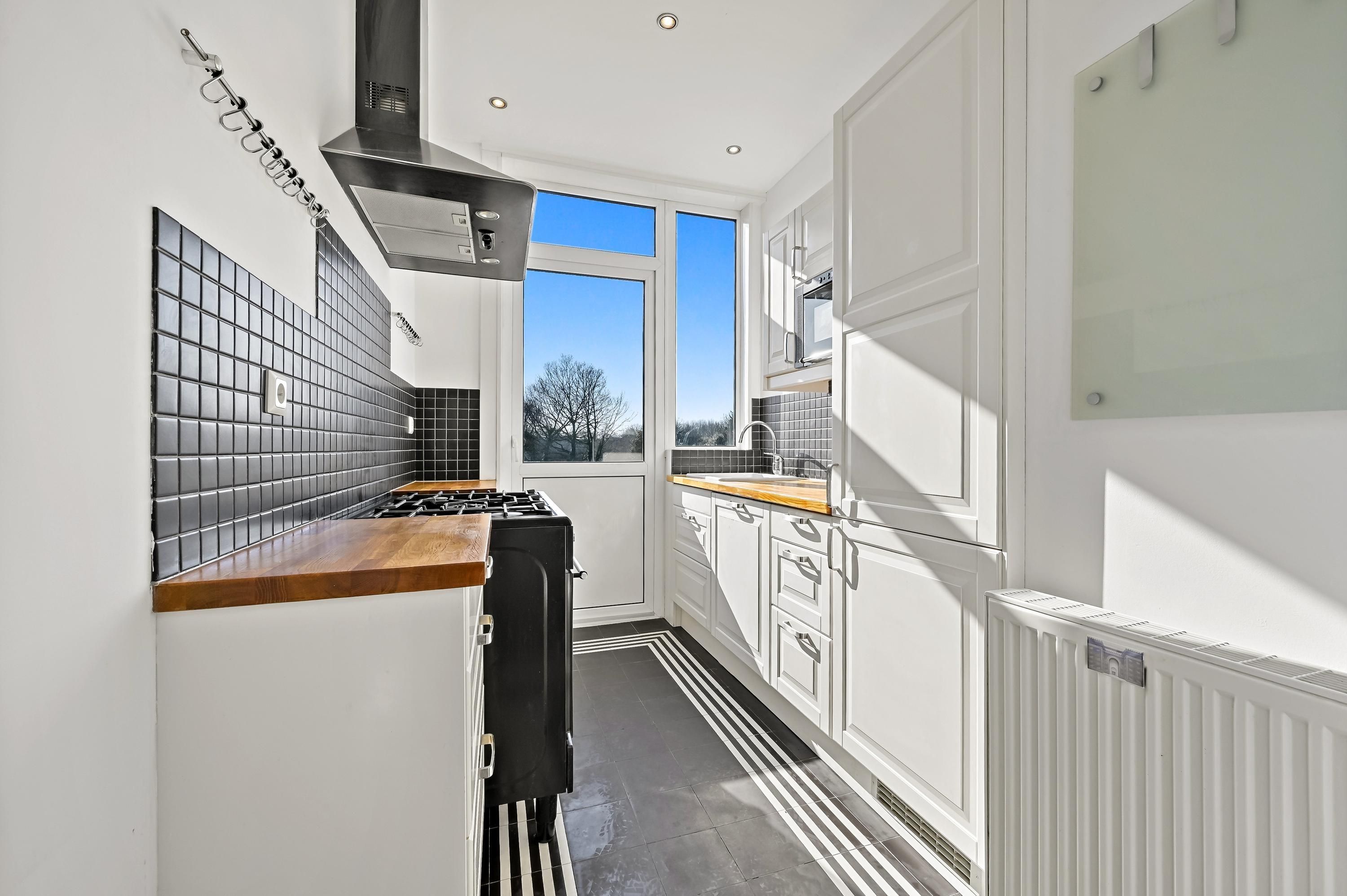 Laan van Eik en Duinen 32 Photo Blur 10