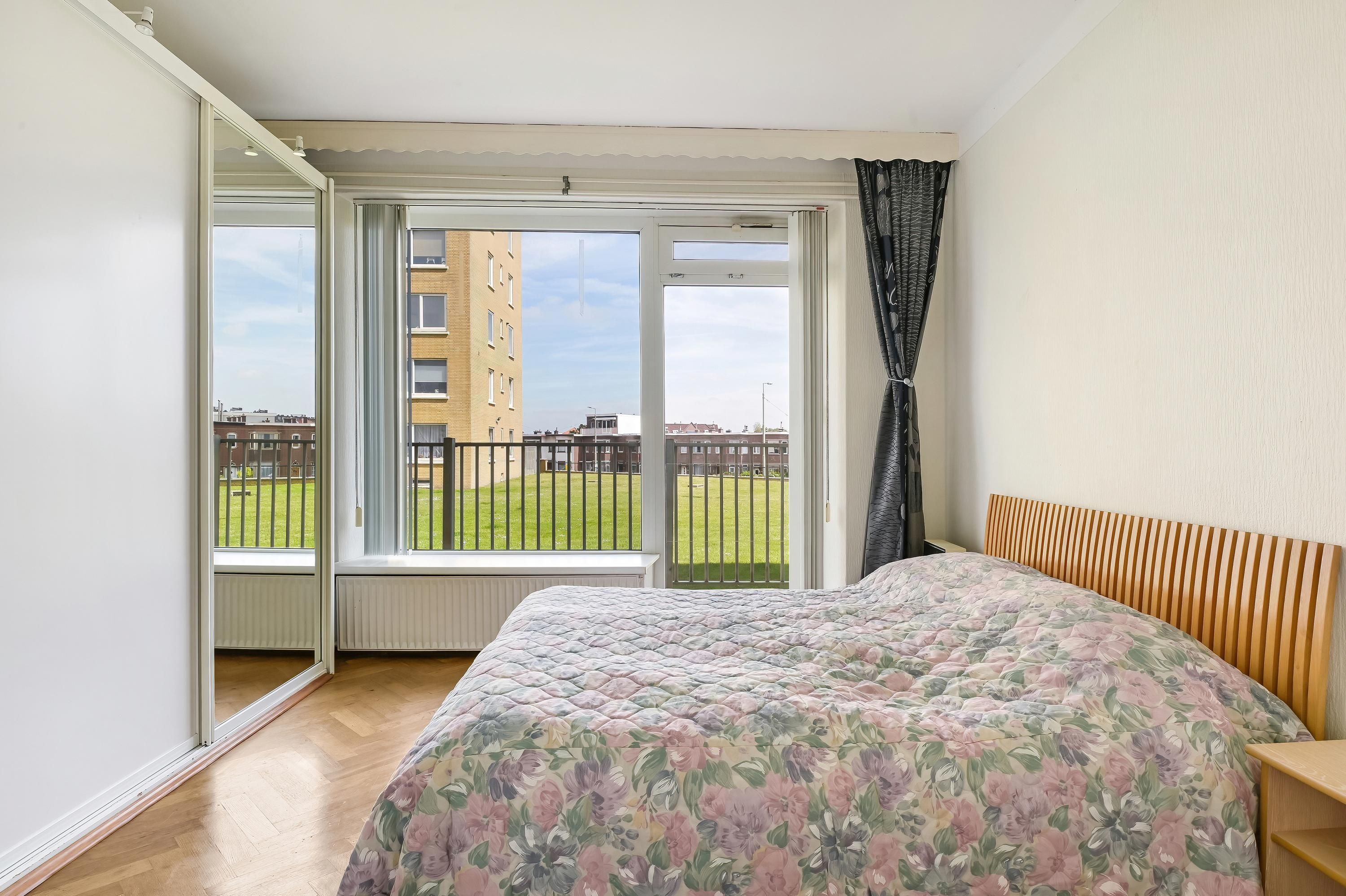 Zeekant 97 Photo Blur 12