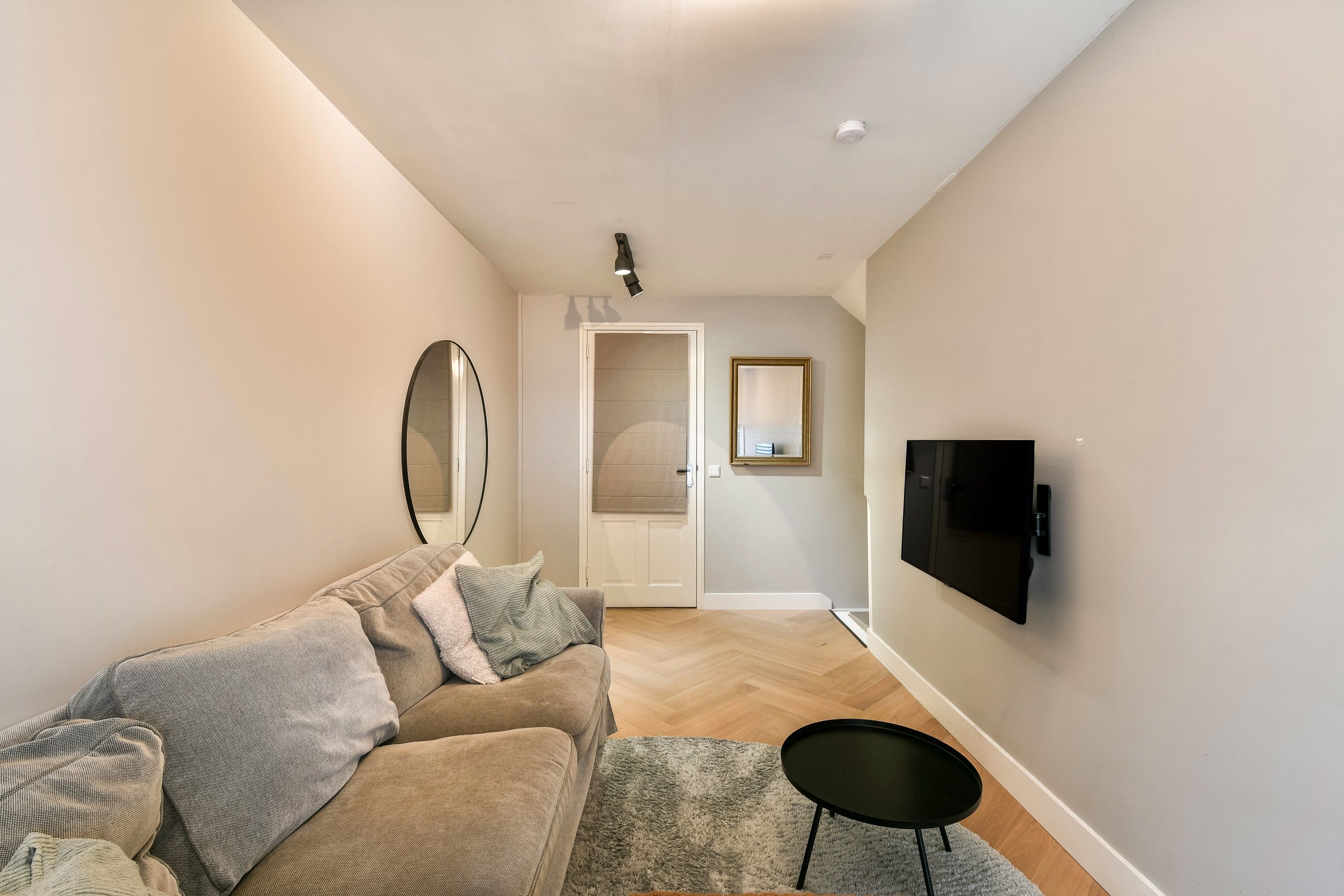 Weesperplein 17-A Photo Blur 12