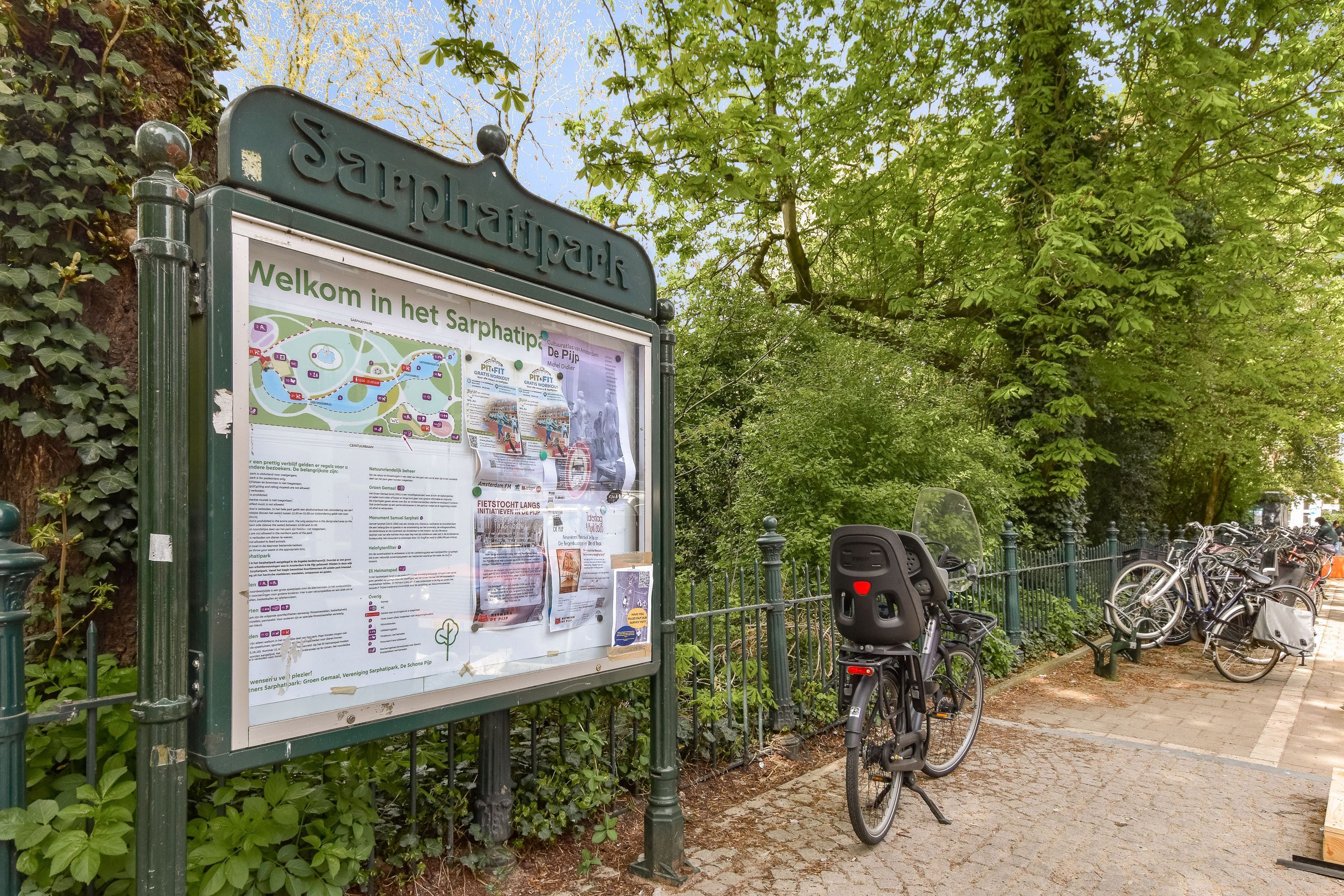 Albert Cuypstraat 200-1 Photo Blur 15