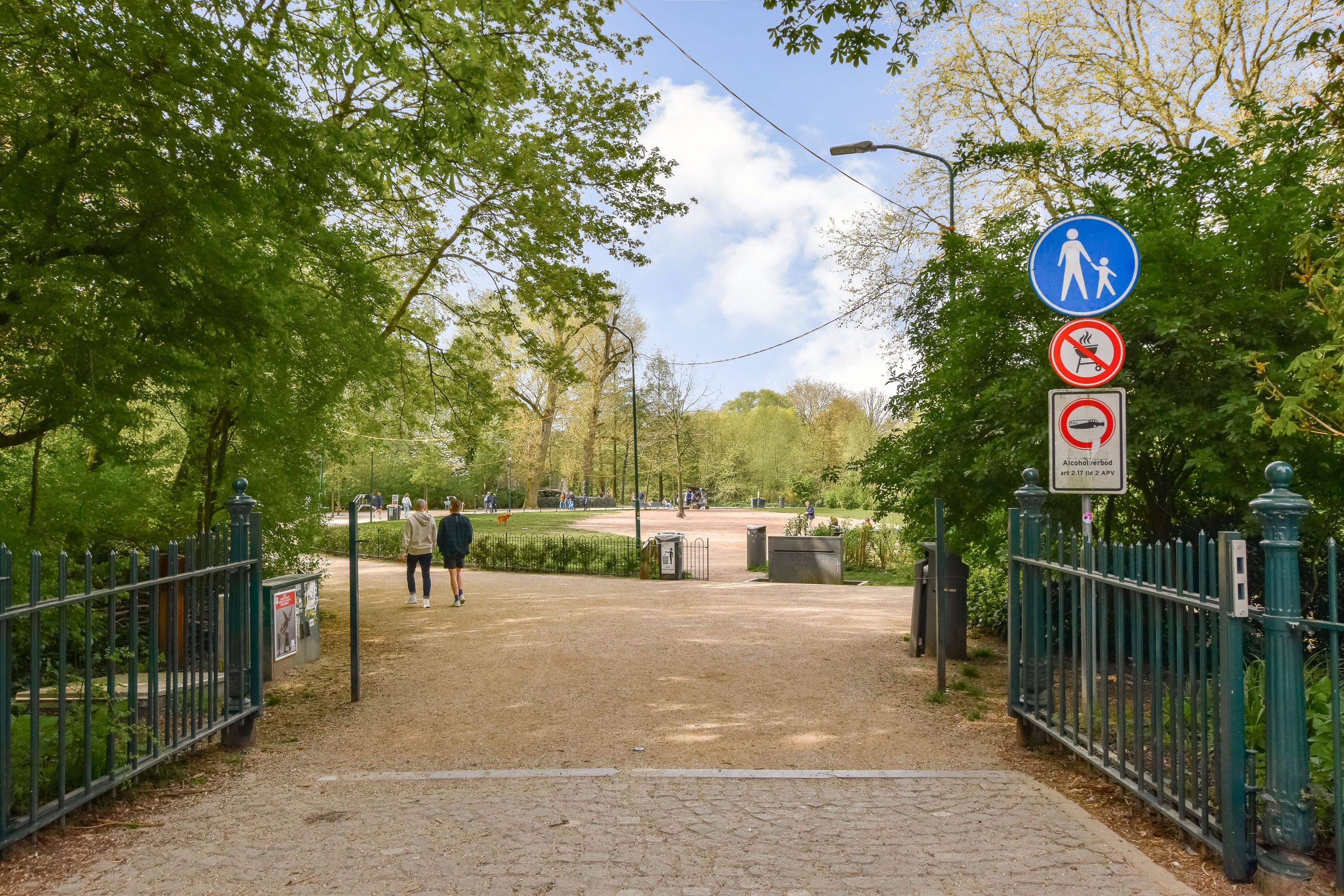 Albert Cuypstraat 200-1 Photo Blur 16