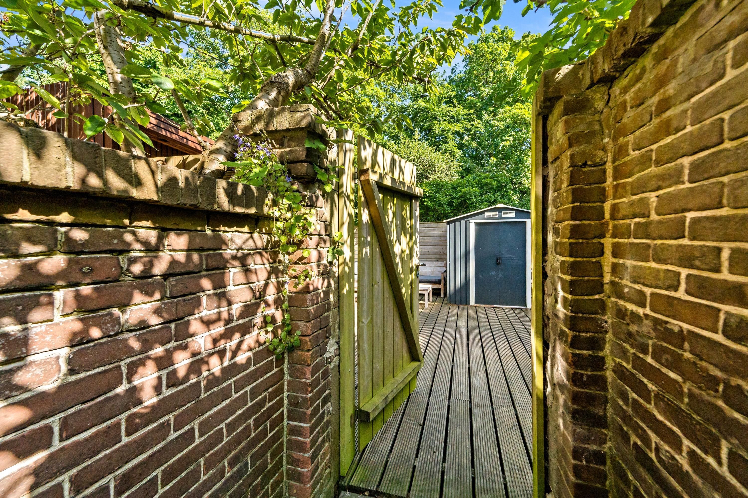 Waldeck Pyrmontkade 885 Photo Blur 20