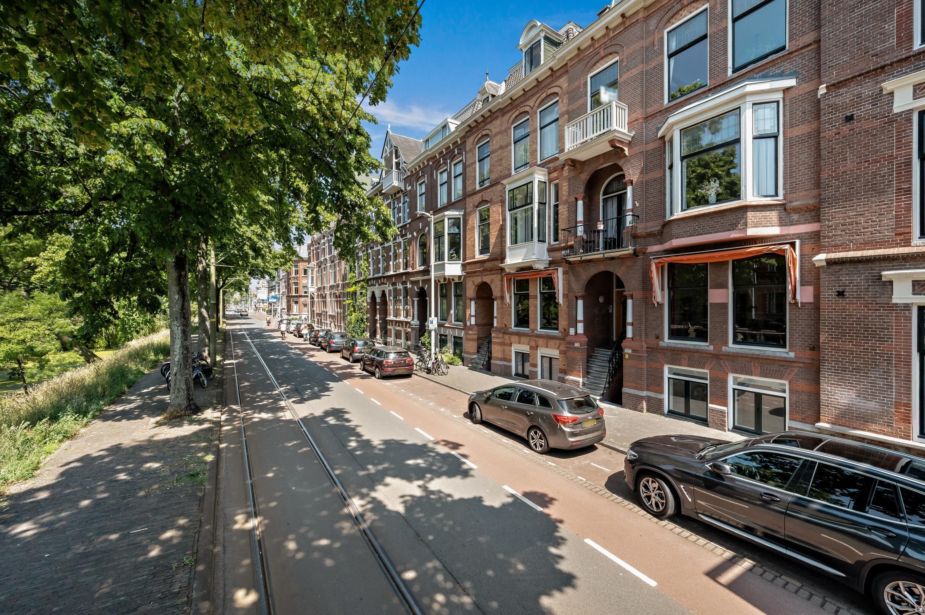 Waldeck Pyrmontkade 925 Photo Blur 33