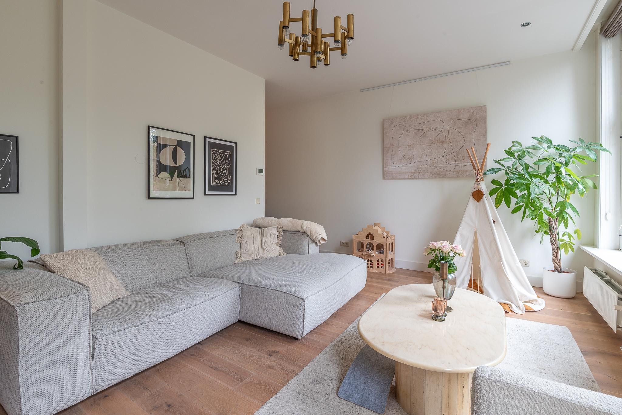 Johannes Verhulststraat 131-B Photo Blur 2