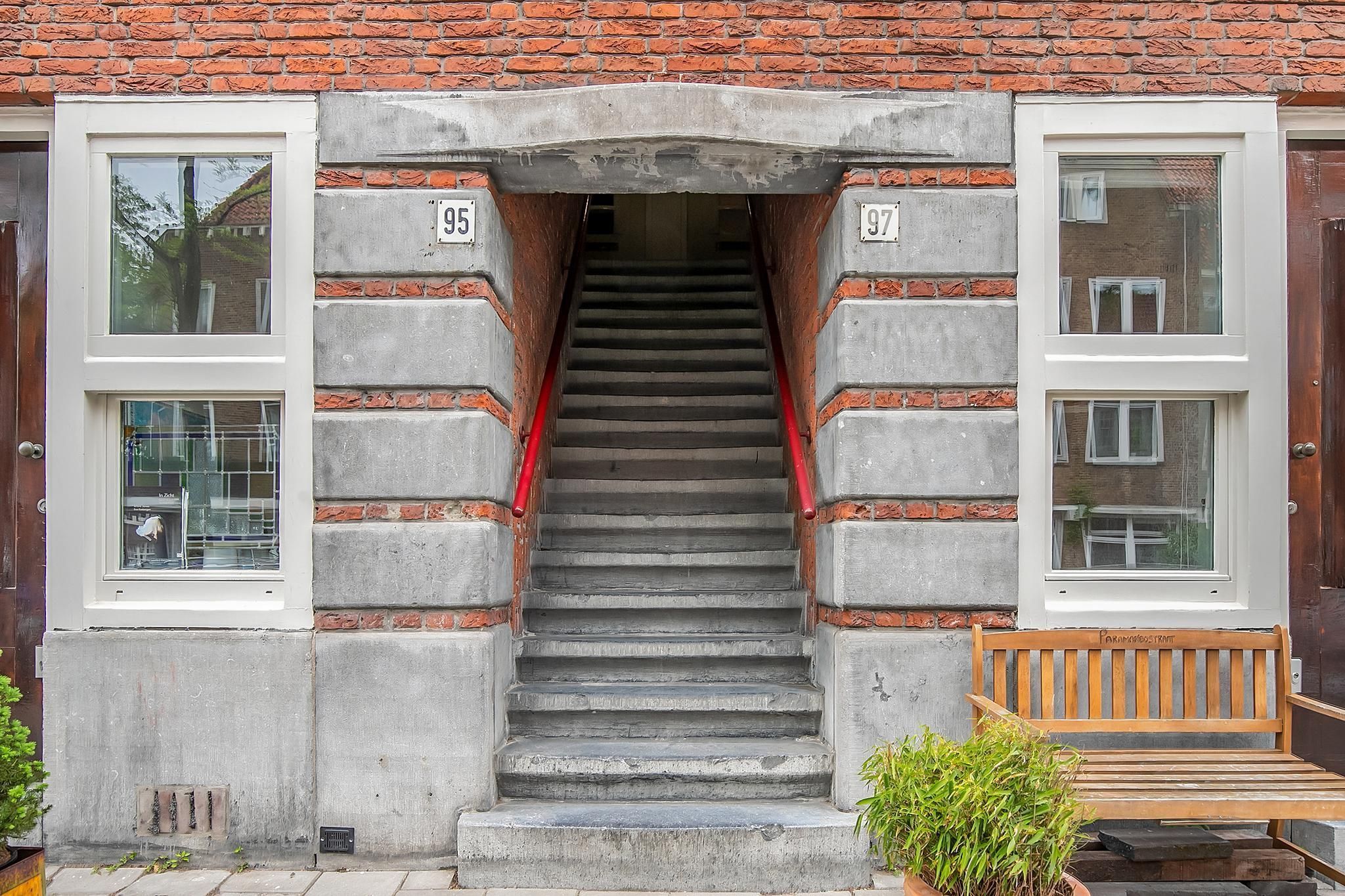 Paramaribostraat 97-2 Photo Blur 1