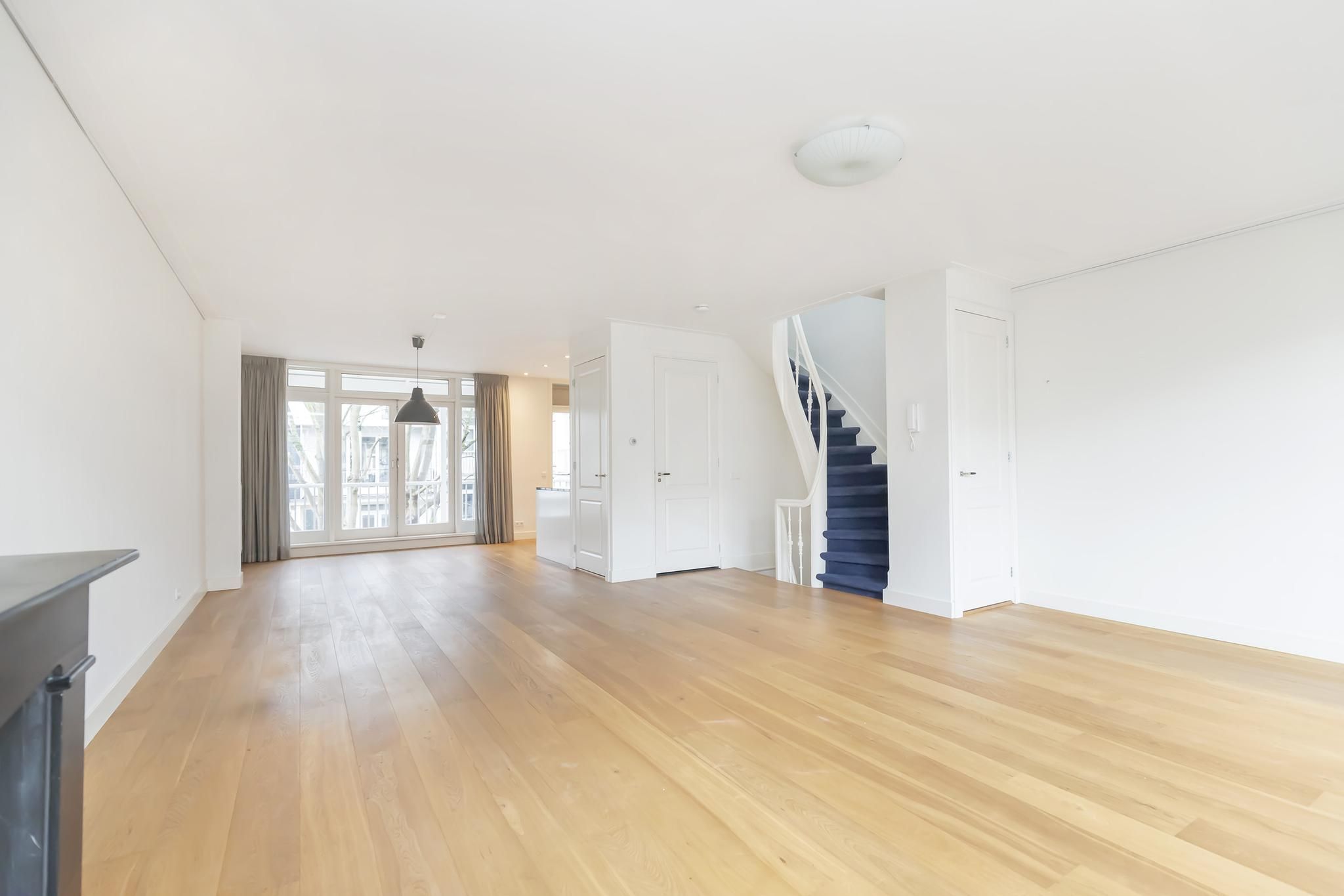 Cornelis Anthoniszstraat 46-3 Photo Blur 1