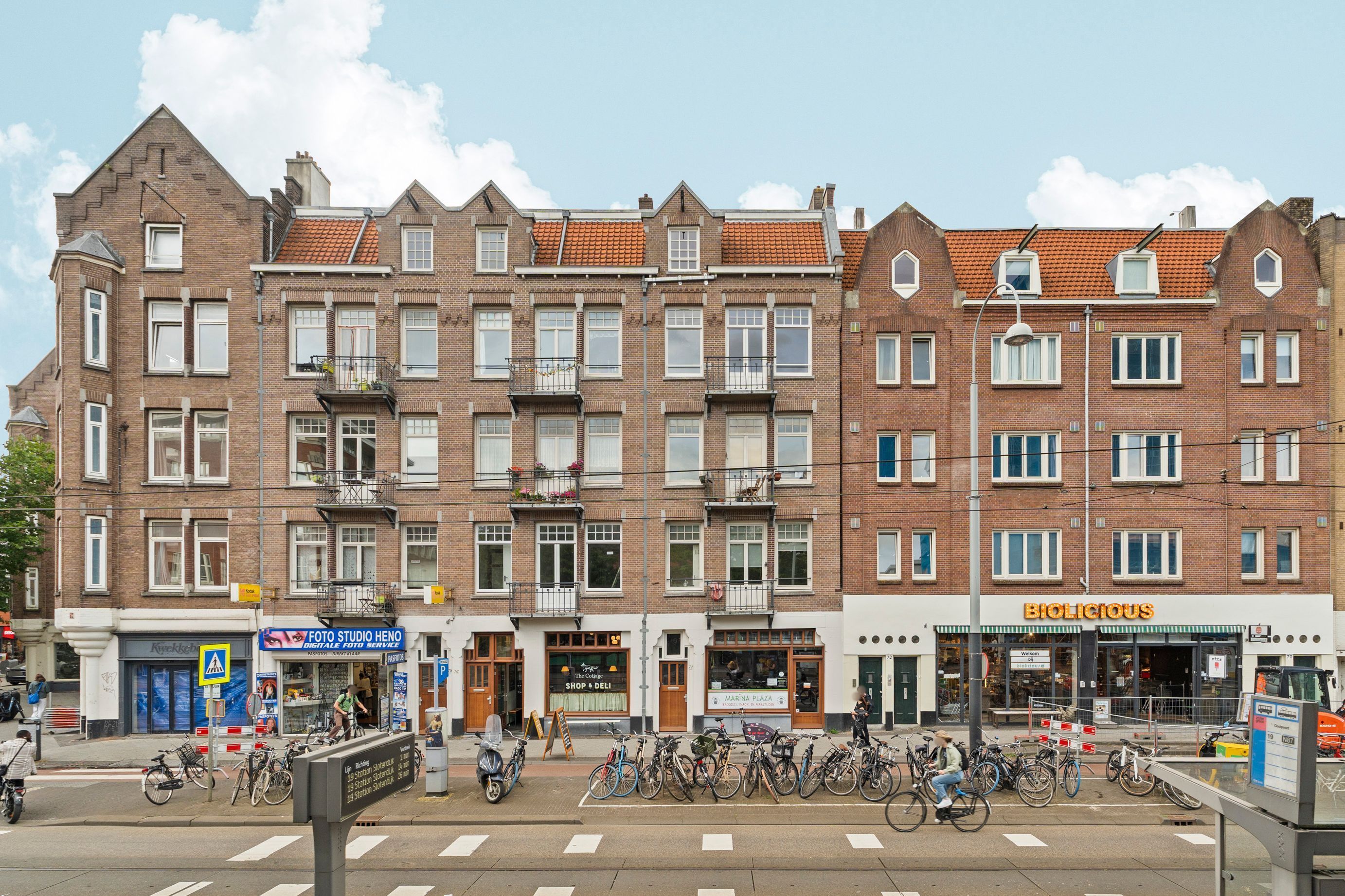Linnaeusstraat 74-3 Photo Blur 0
