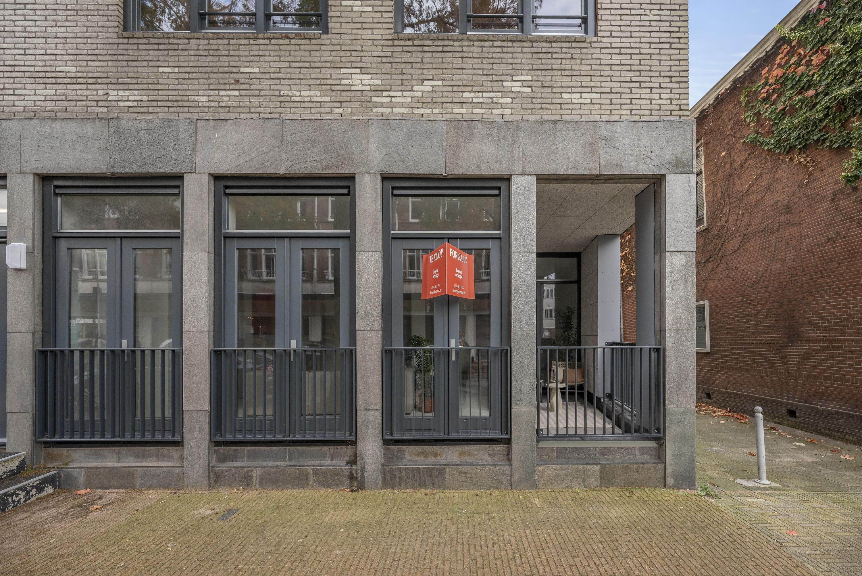 Stationsstraat 1-A Photo Blur 22