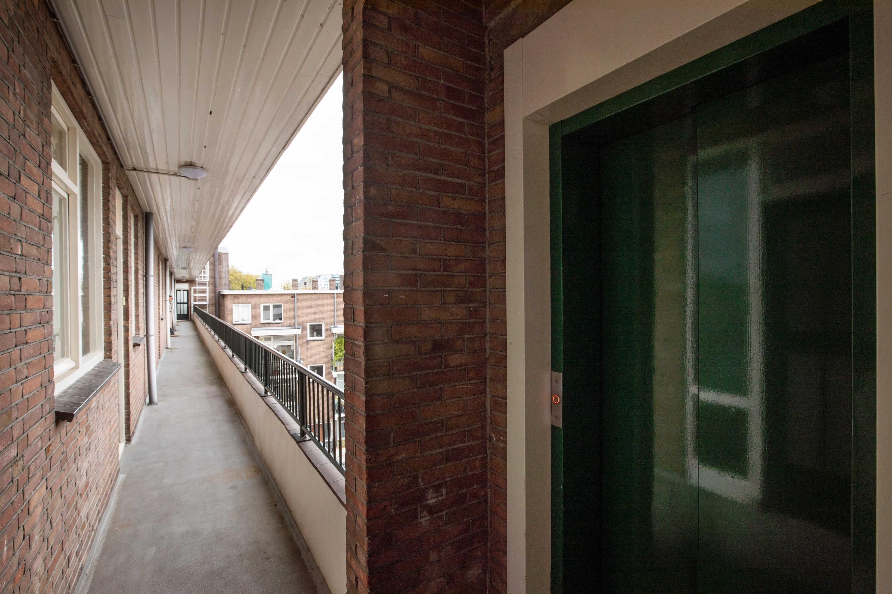 Korte Prinsengracht 83 Photo Blur 6