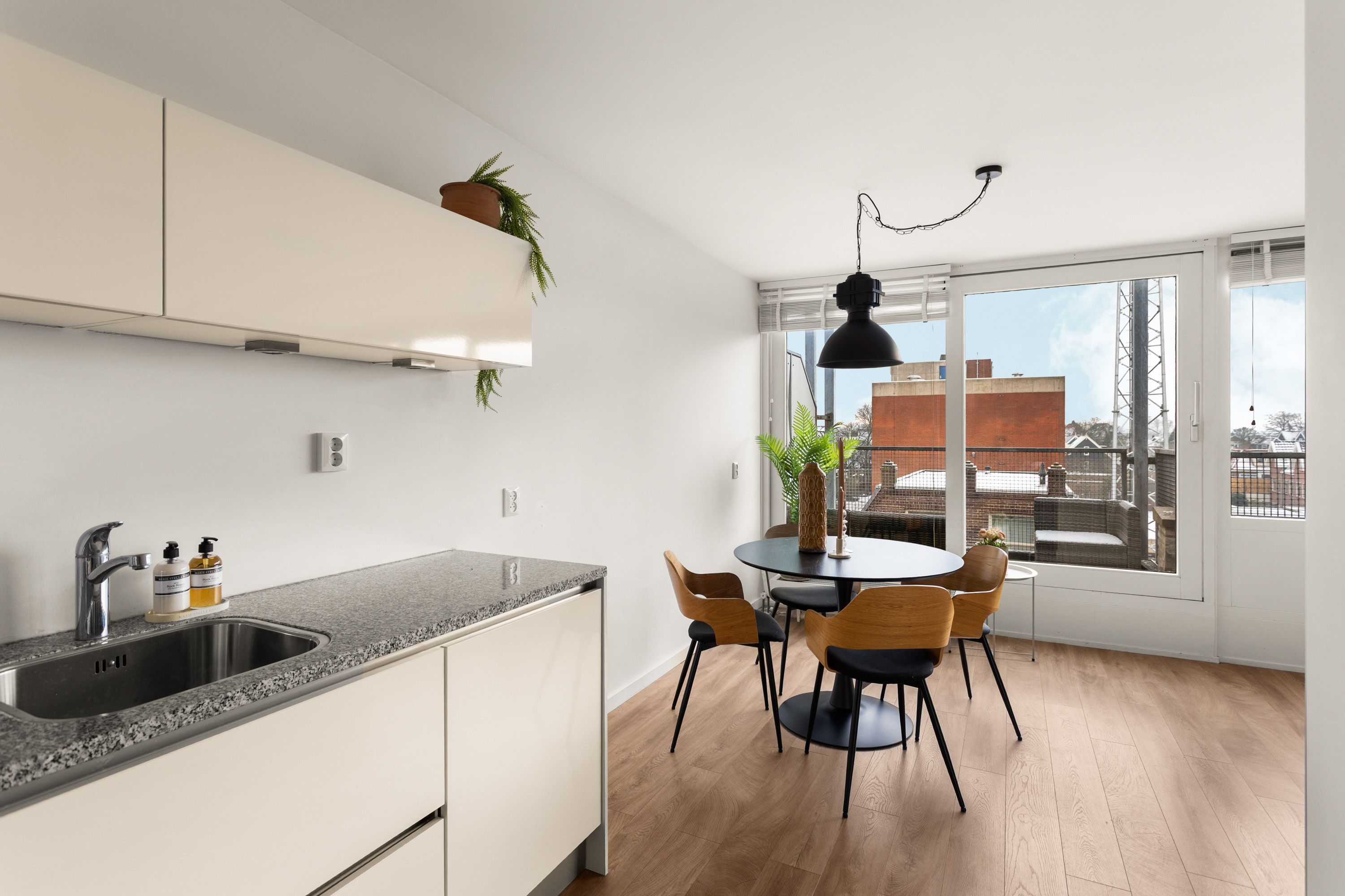 Zilverpadsteeg 45 Photo Blur 8