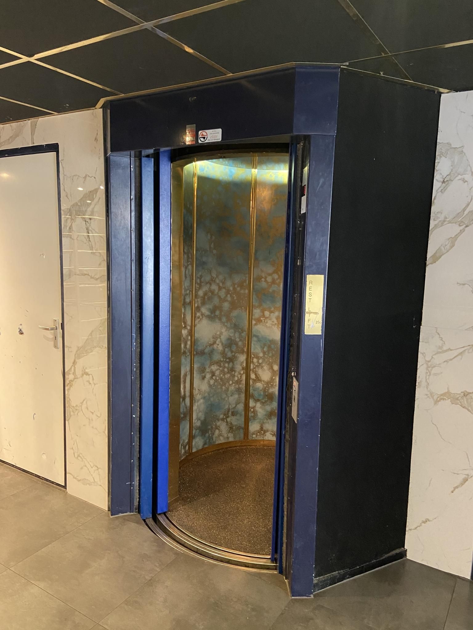 Jan van Riebeekstraat 571 Photo 4