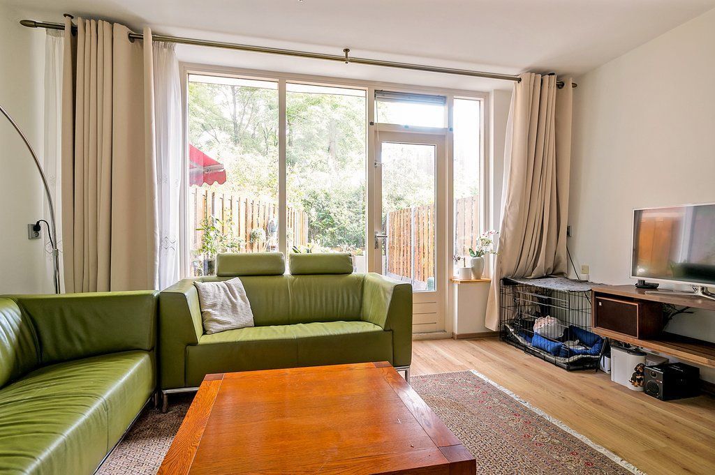 Pieter Bothstraat 85 Photo 2