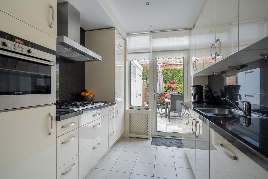 Ursulaland 81 Photo 3