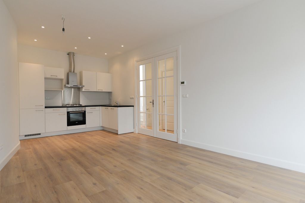 Venestraat 70-C Photo 0