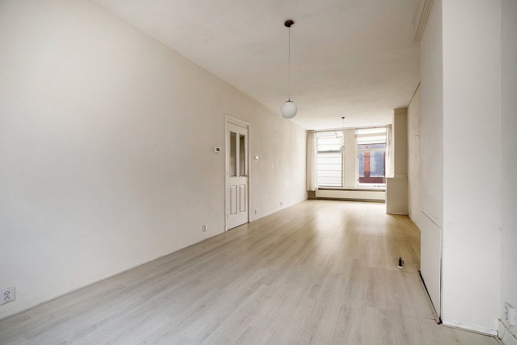 Johannes Camphuijsstraat 234-A Photo 1