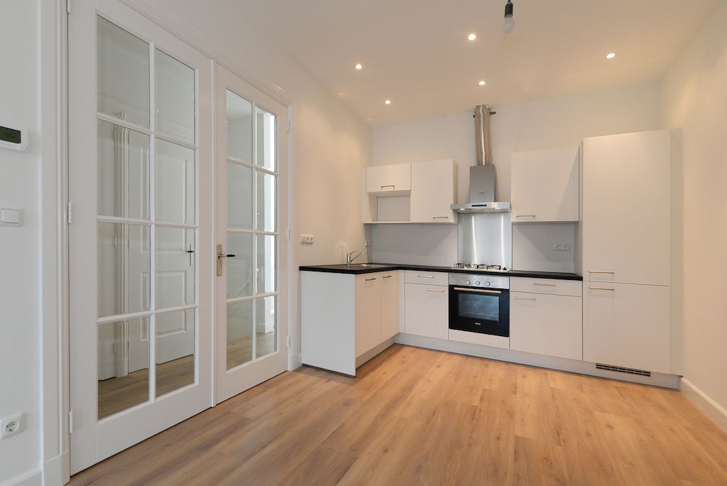 Venestraat 70-B Photo 1