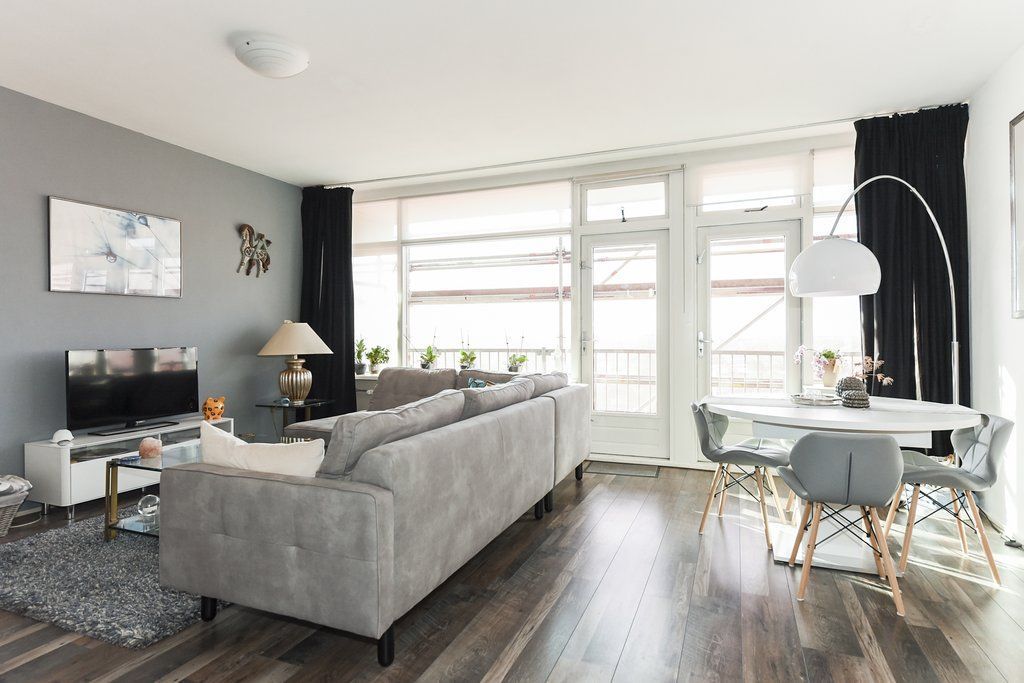 Elviraland 136 Photo 0