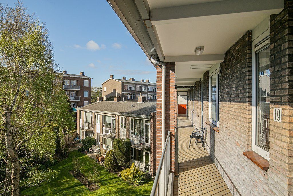 Uhlenbeckstraat 19 Photo 3