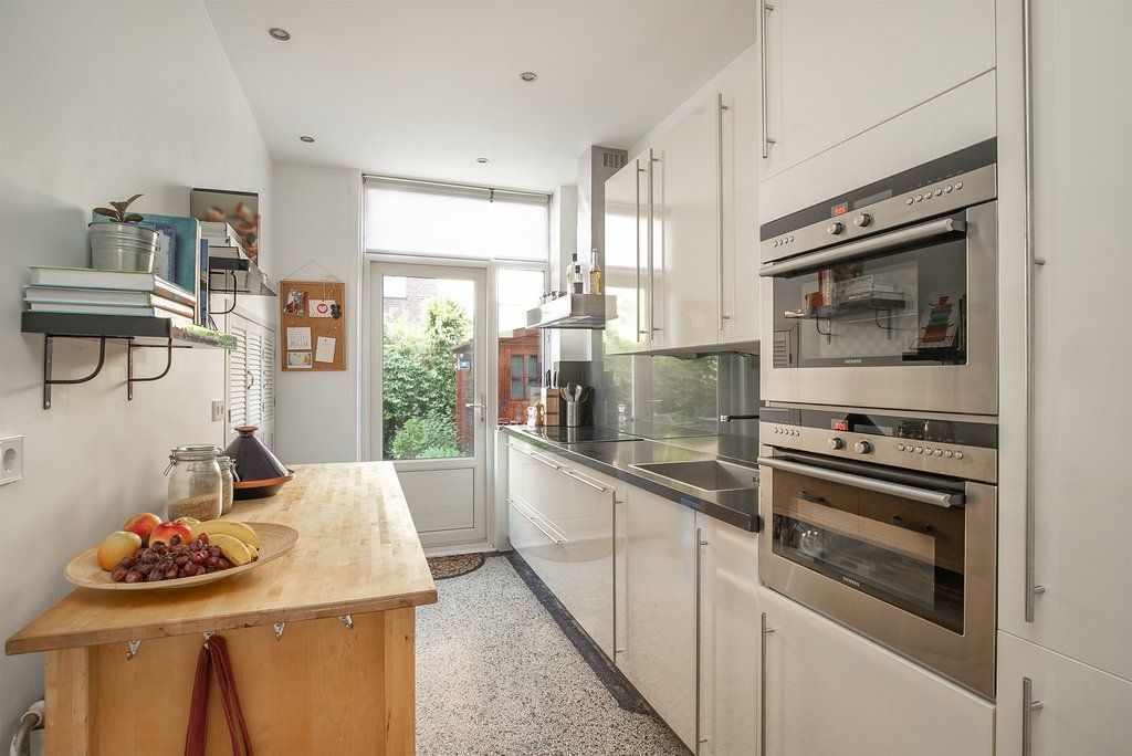 Hendrik Zwaardecroonstraat 141 Photo 1