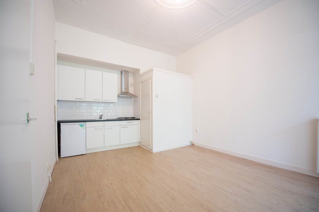 Laan van Nieuw-Oost-Indie 204-C Photo 1