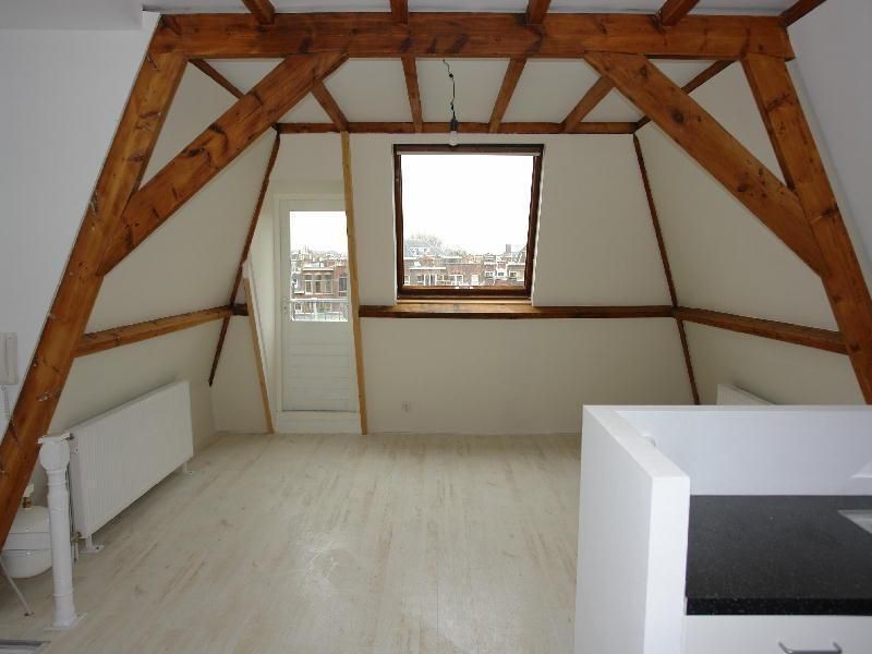 Edisonstraat 60-B III Photo 3