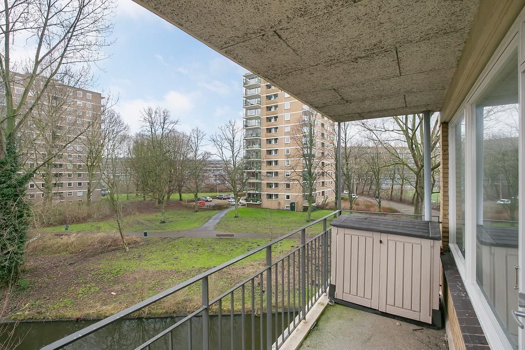 Hongarenburg 90 Photo 2