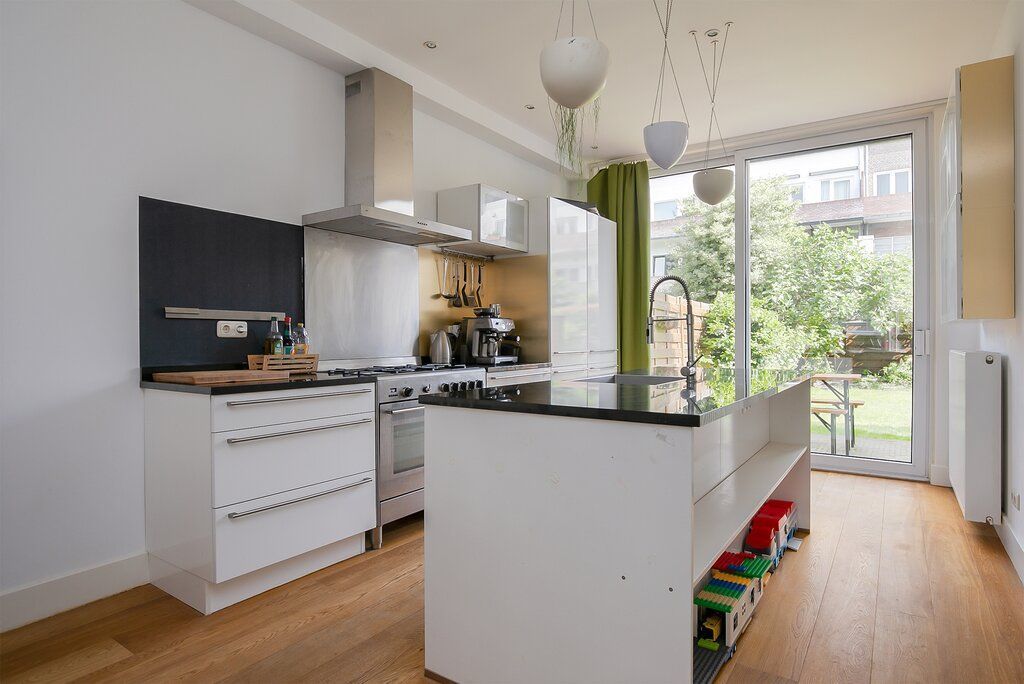 Van der Capellenstraat 14 Photo 1