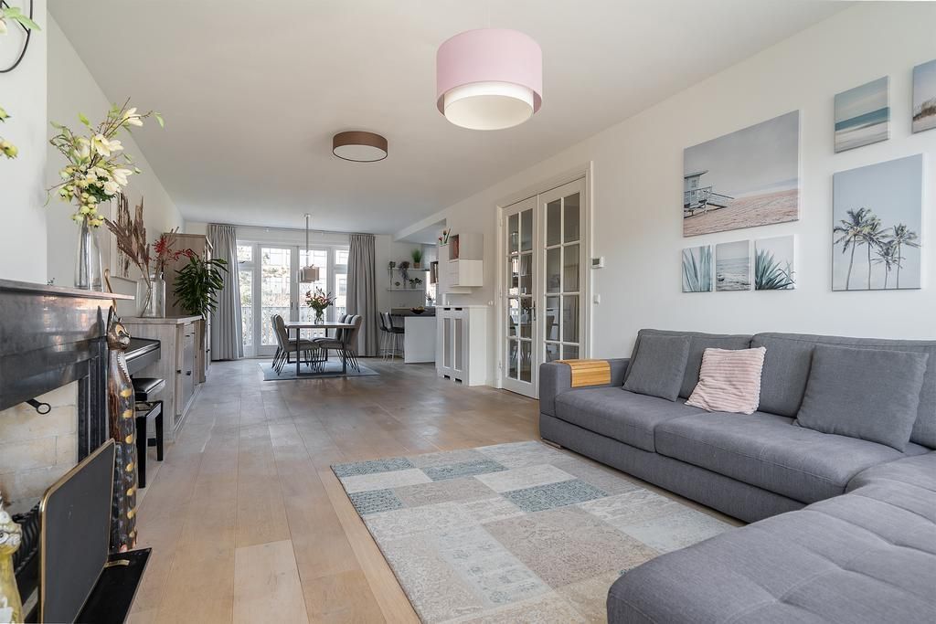 Adelheidstraat 21-A Photo 2