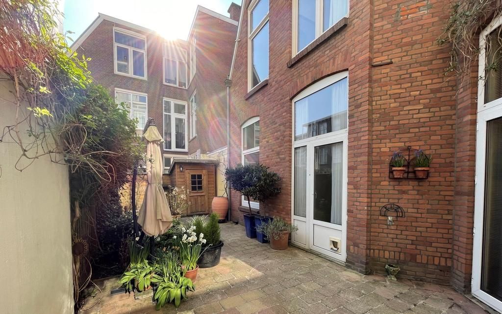 Willem van Outhoornstraat 23-C Photo 2