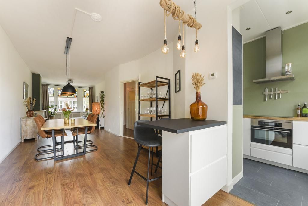 Stuyvesantstraat 294 Photo 0