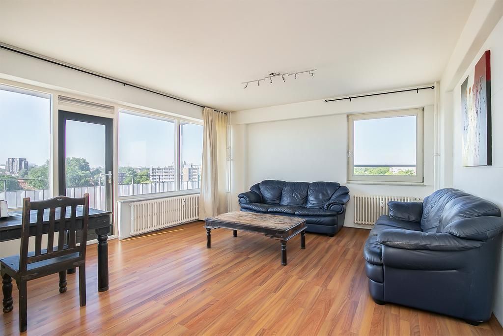 Hongarenburg 124 Photo 1