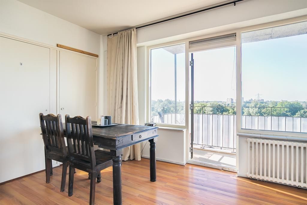 Hongarenburg 124 Photo 3