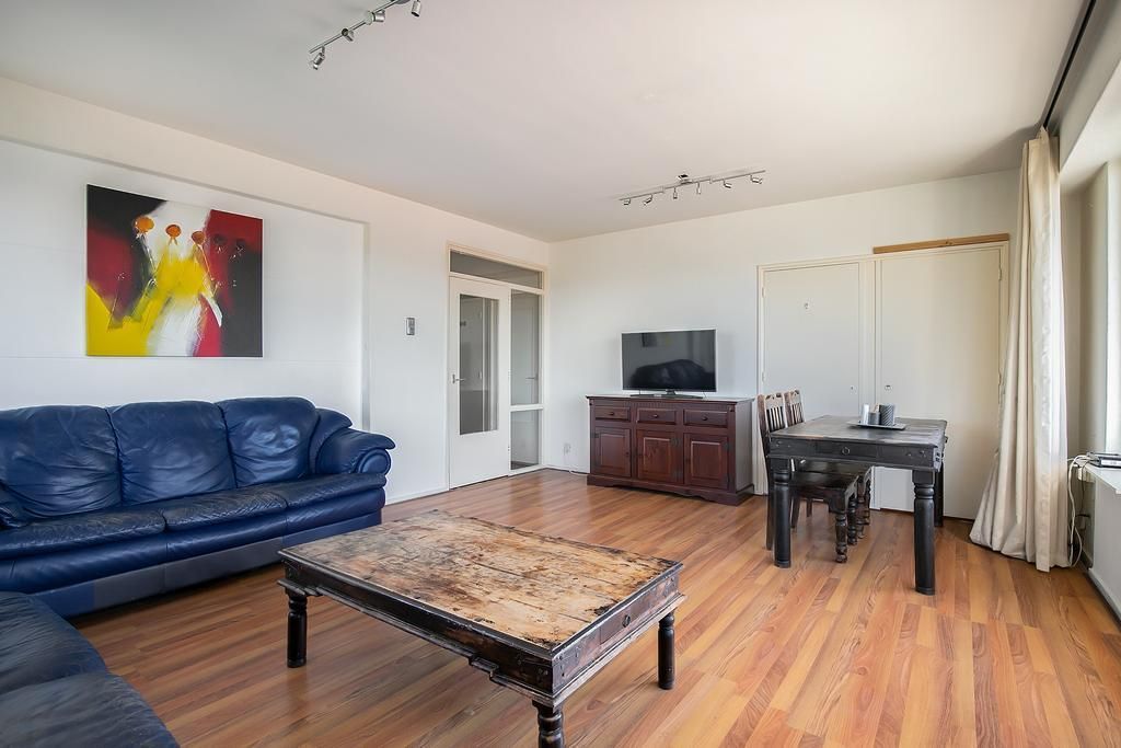 Hongarenburg 124 Photo 2