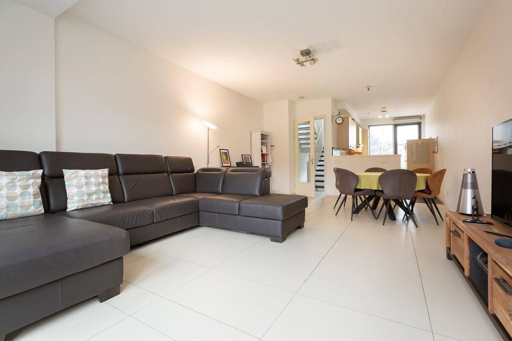 Hongarenburg 5 Photo 1