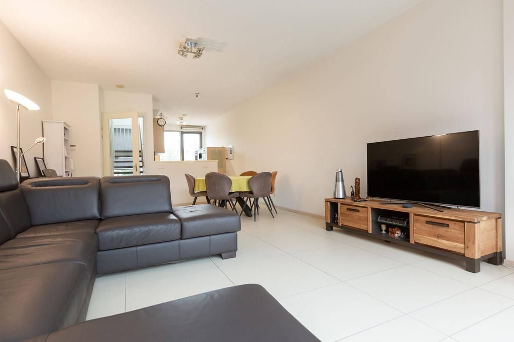 Hongarenburg 5 Photo 3