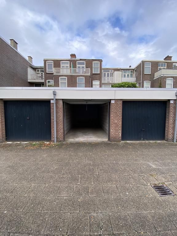 Meidoornstraat 17J Photo 1