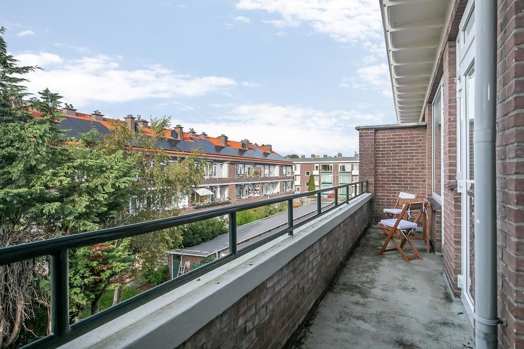 Adama van Scheltemastraat 19 Photo 3