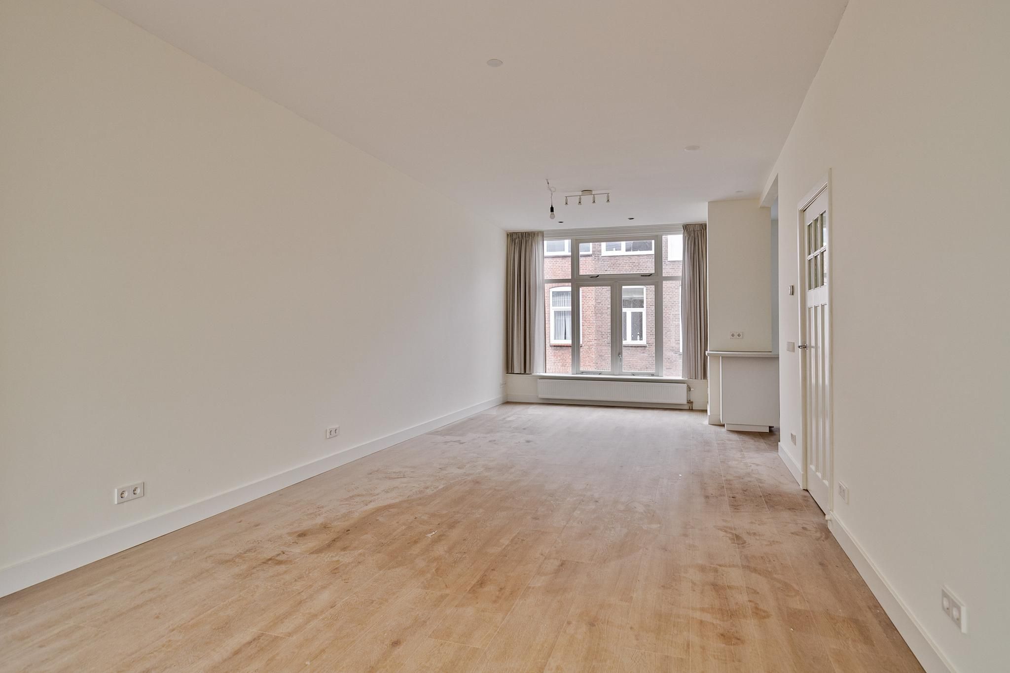 Hendrik Zwaardecroonstraat 183 Photo 2