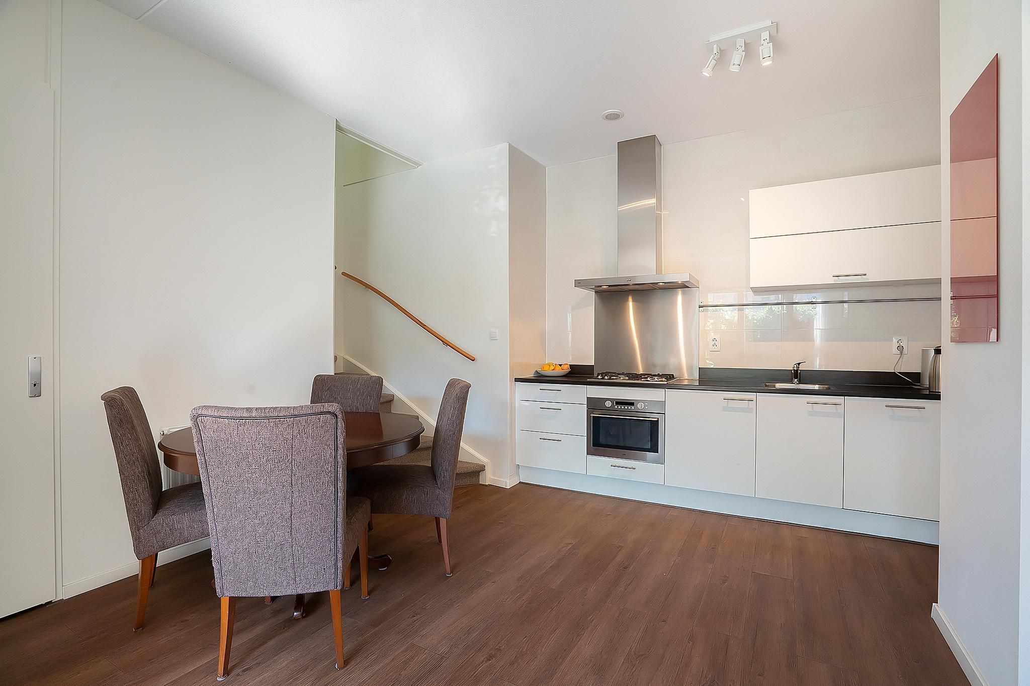 Treubstraat 10F019 Photo 2