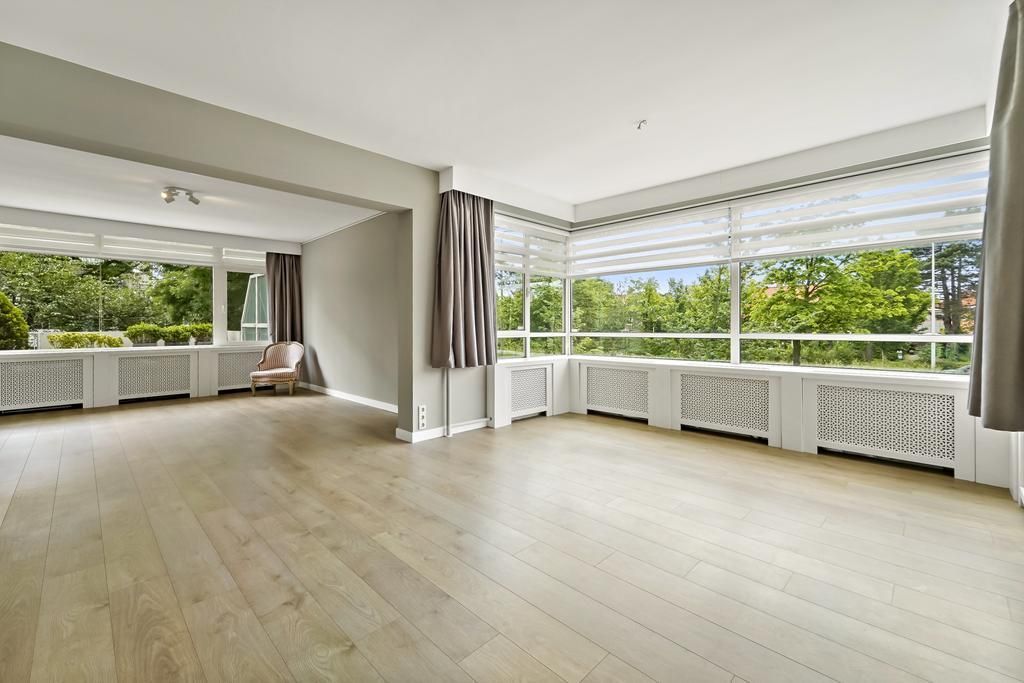 Suzannaland 232 Photo 1