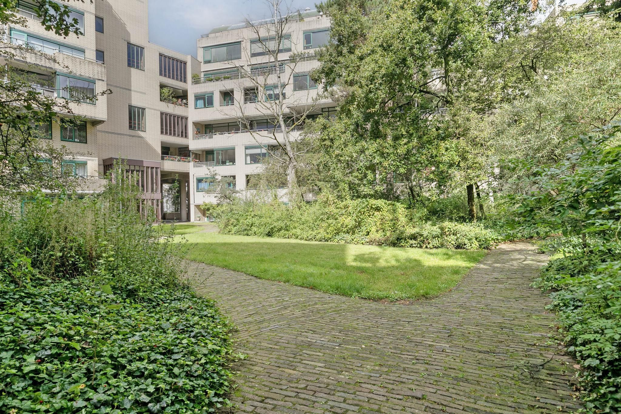 Burgemeester Patijnlaan 484 Photo 3