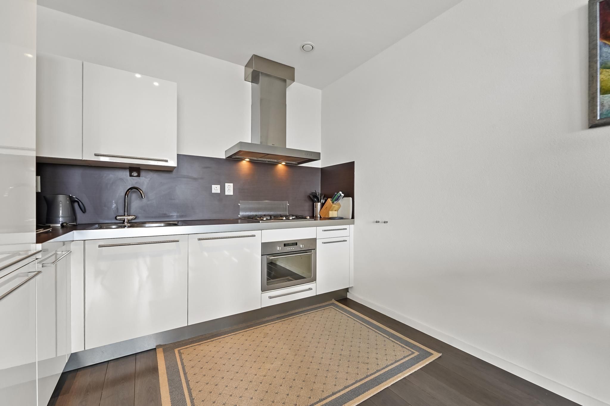 Laan van Leidschenveen 245 Photo 2