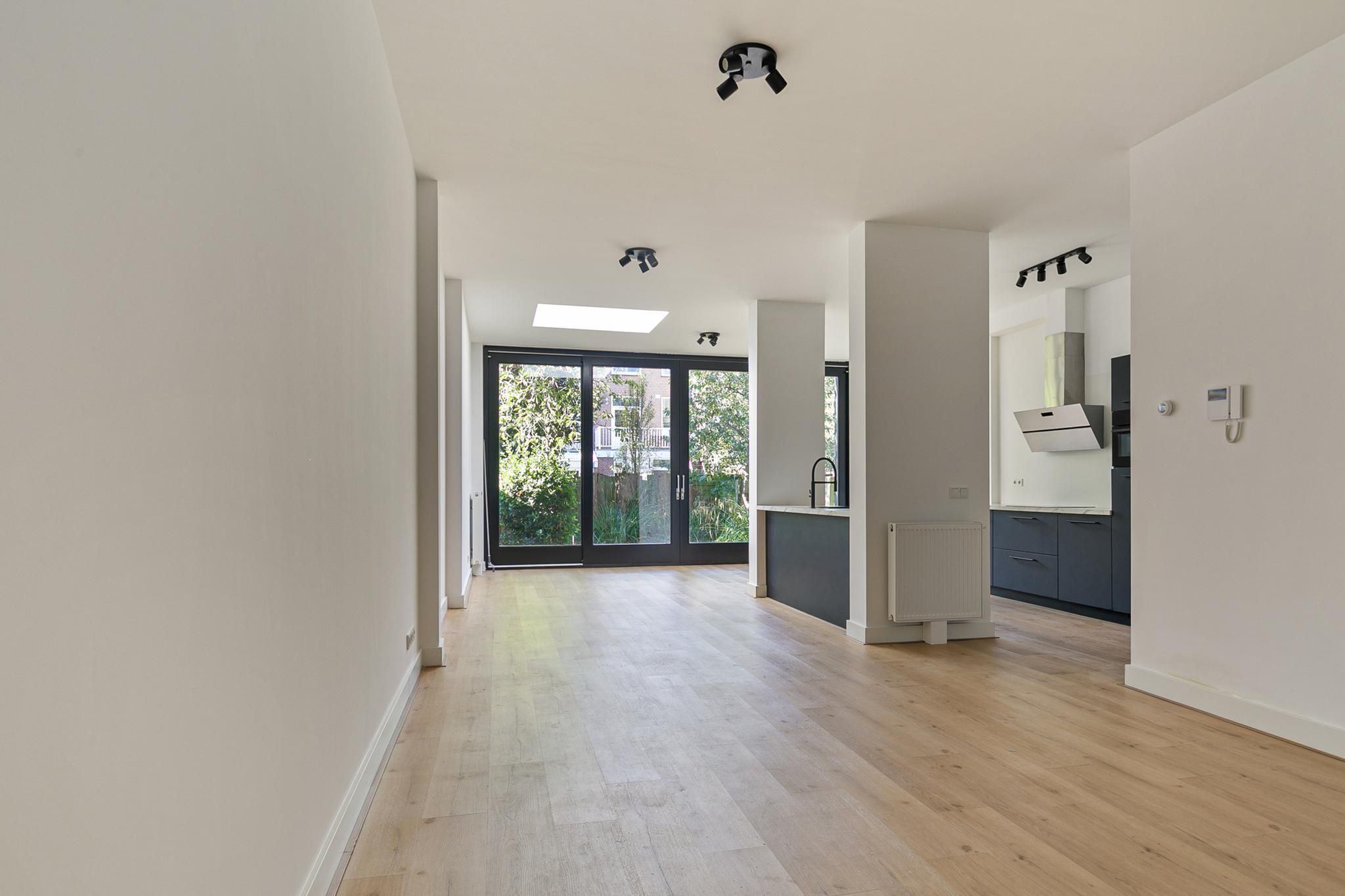 Laan van Nieuw-Oost-Indie 207 Photo 1