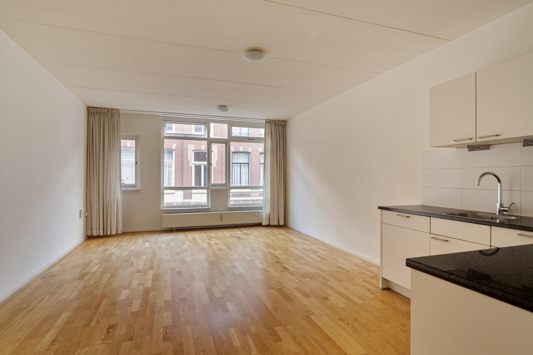 Van Galenstraat 14C Photo 0