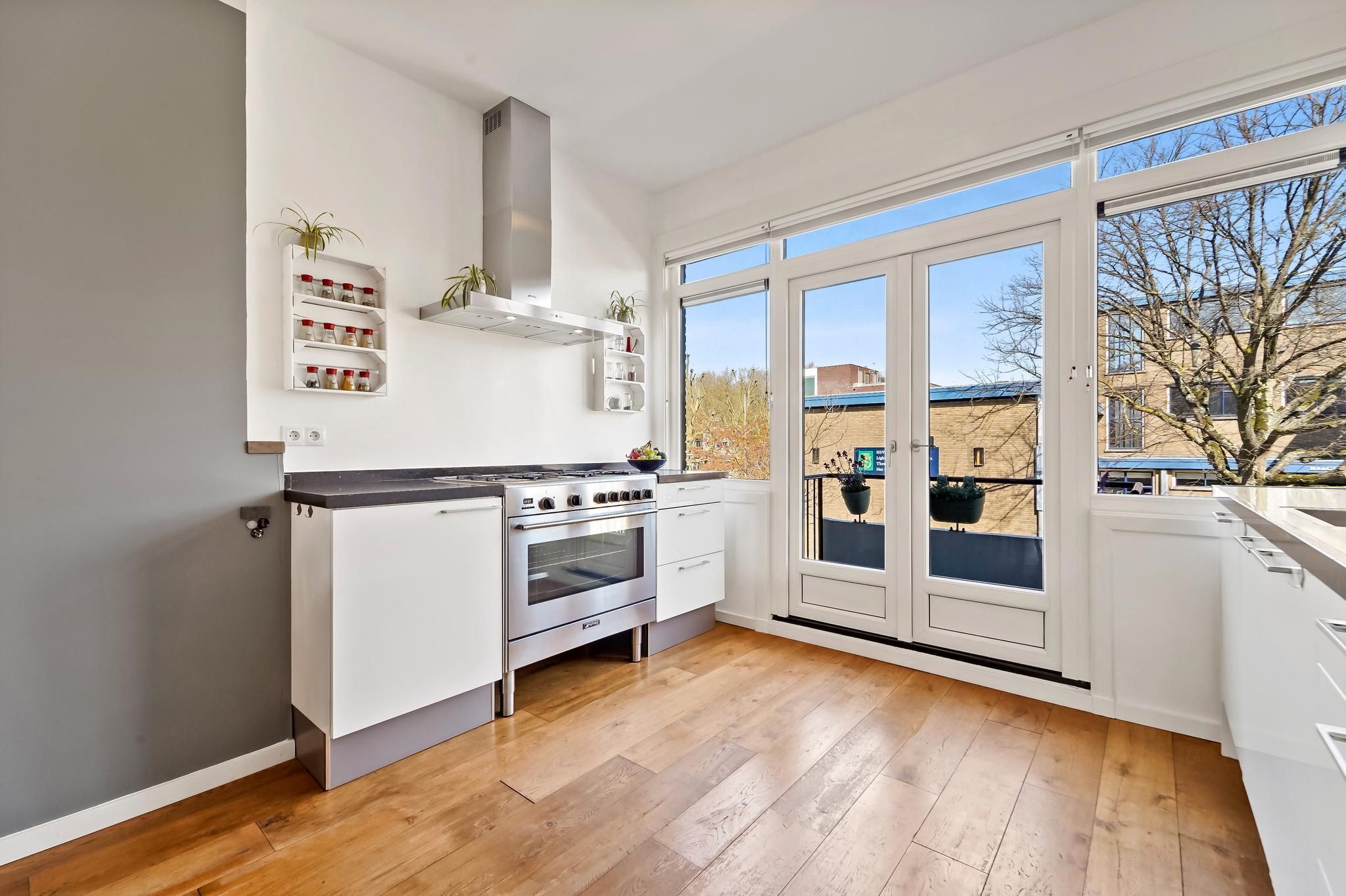 Van Heutszstraat 81 Photo 0