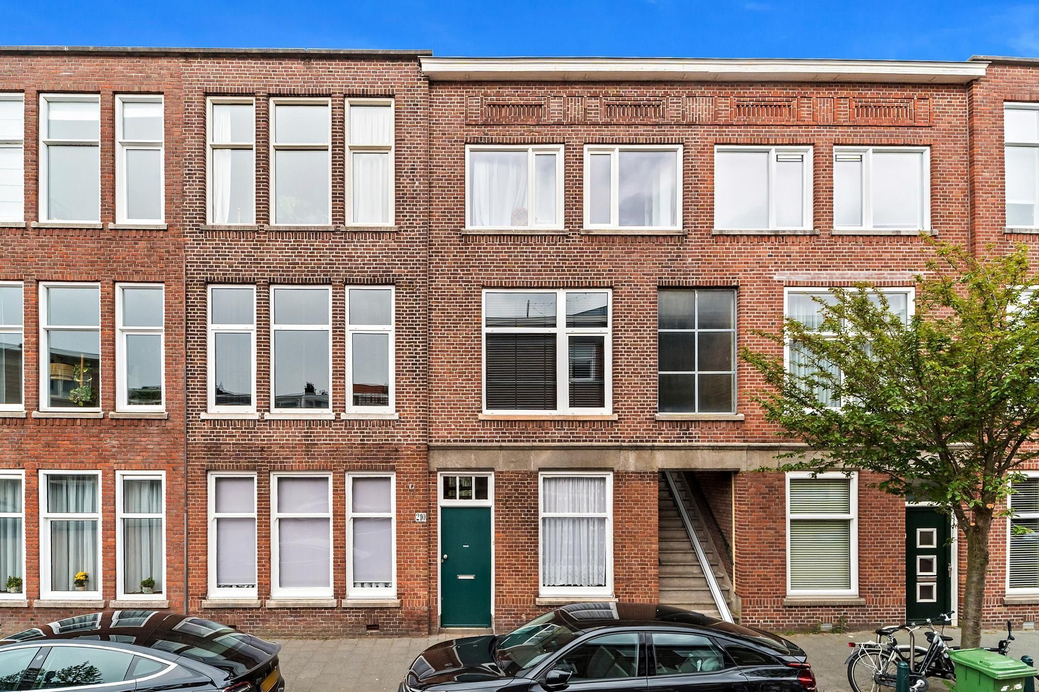 Hendrik Zwaardecroonstraat 210 Photo 0
