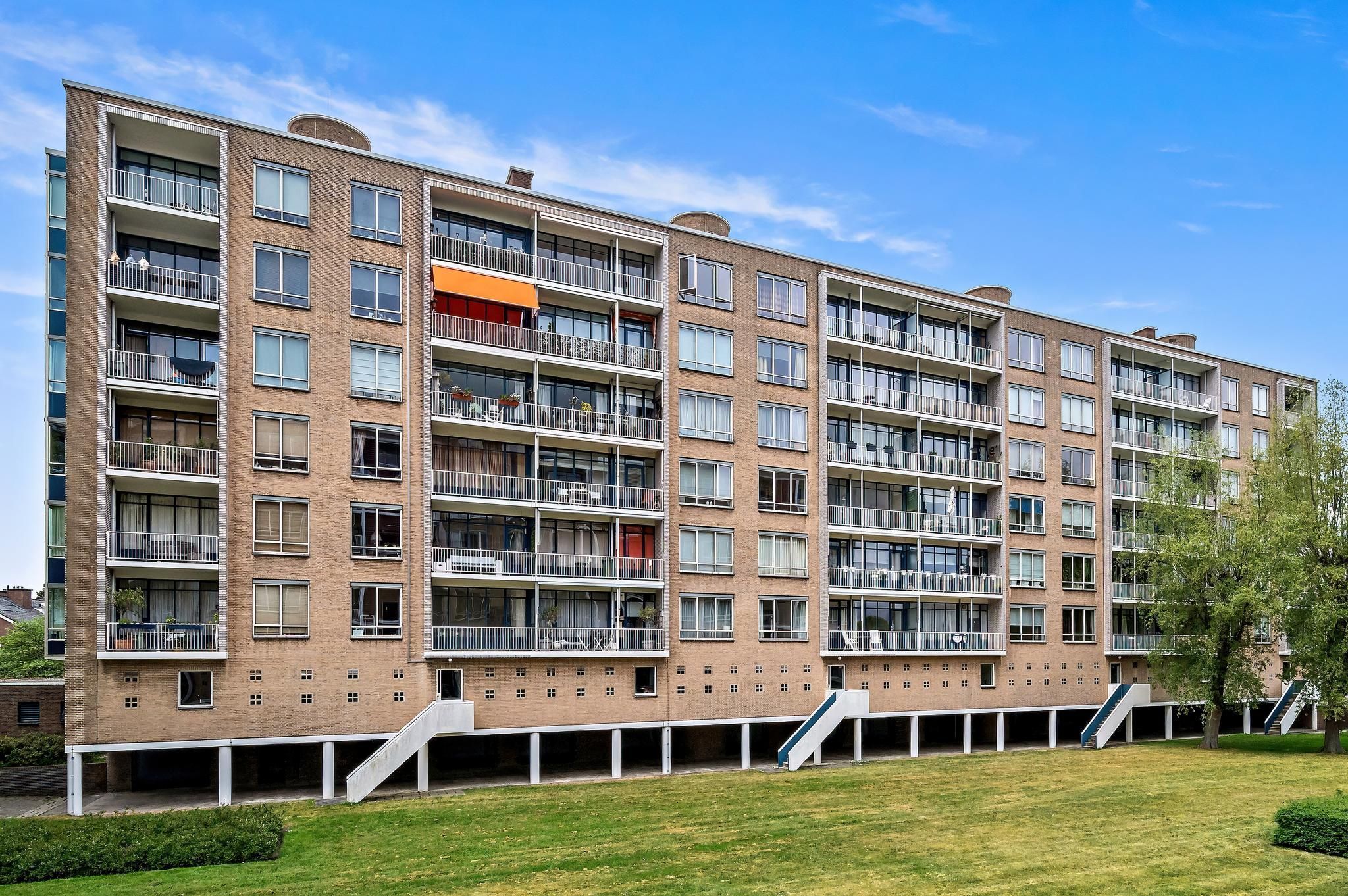 Van Alkemadelaan 992 Photo 0